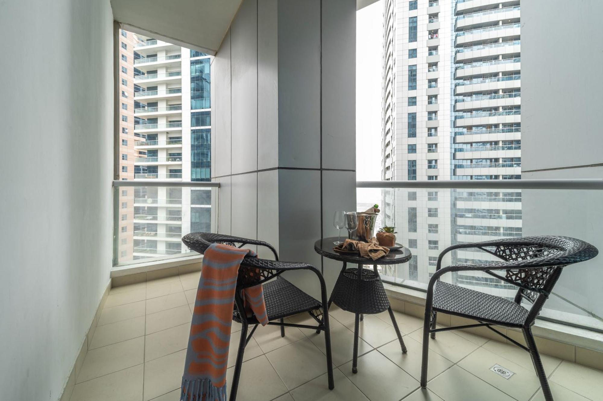 Frank Porter - Torch Tower Dubai Eksteriør billede